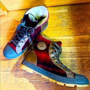 Converse/Woolrich boots